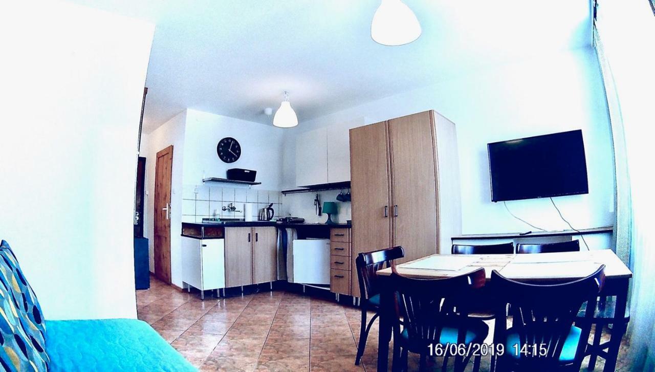 Czarny Bursztyn Apartment Dziwnówek Exterior foto